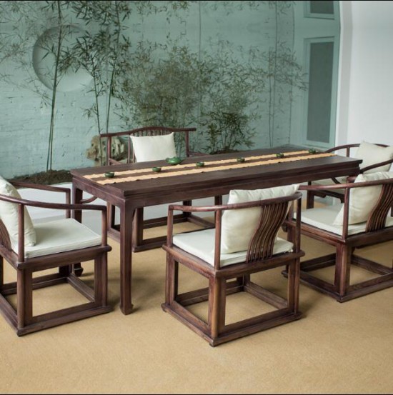 基础服务项目:高品质客房住宿、双地铁接驳服务、景点交通指引、免费Wi-Fi、行李寄存