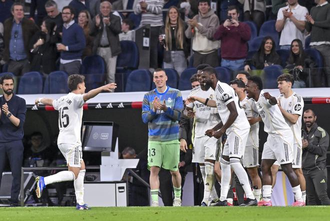 皇马放弃联赛争冠全力冲击欧冠 拜仁主场优势明