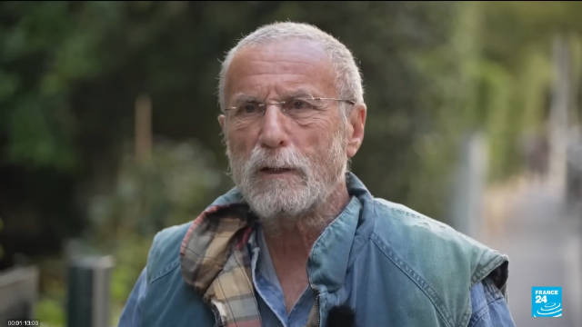 阿森纳女足新星与儿时偶像同队，见证榜样力量