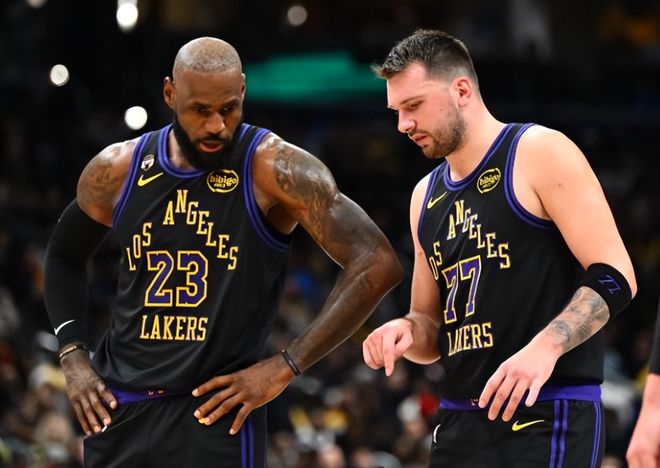 雷霆碾压湖人惨败 亚历山大统治全场展现冠军底